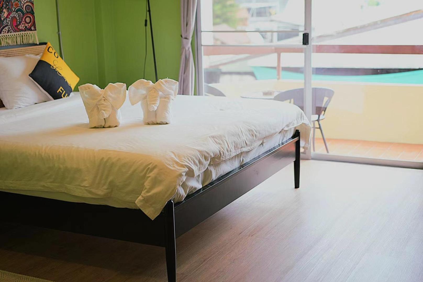 Elegant Lanna Guesthouse Чиангмай Экстерьер фото
